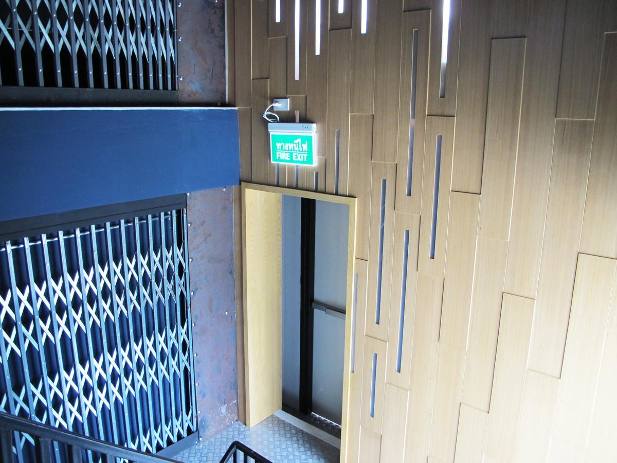 The Plug Hotel Nakhon Si Thammarat Exterior photo